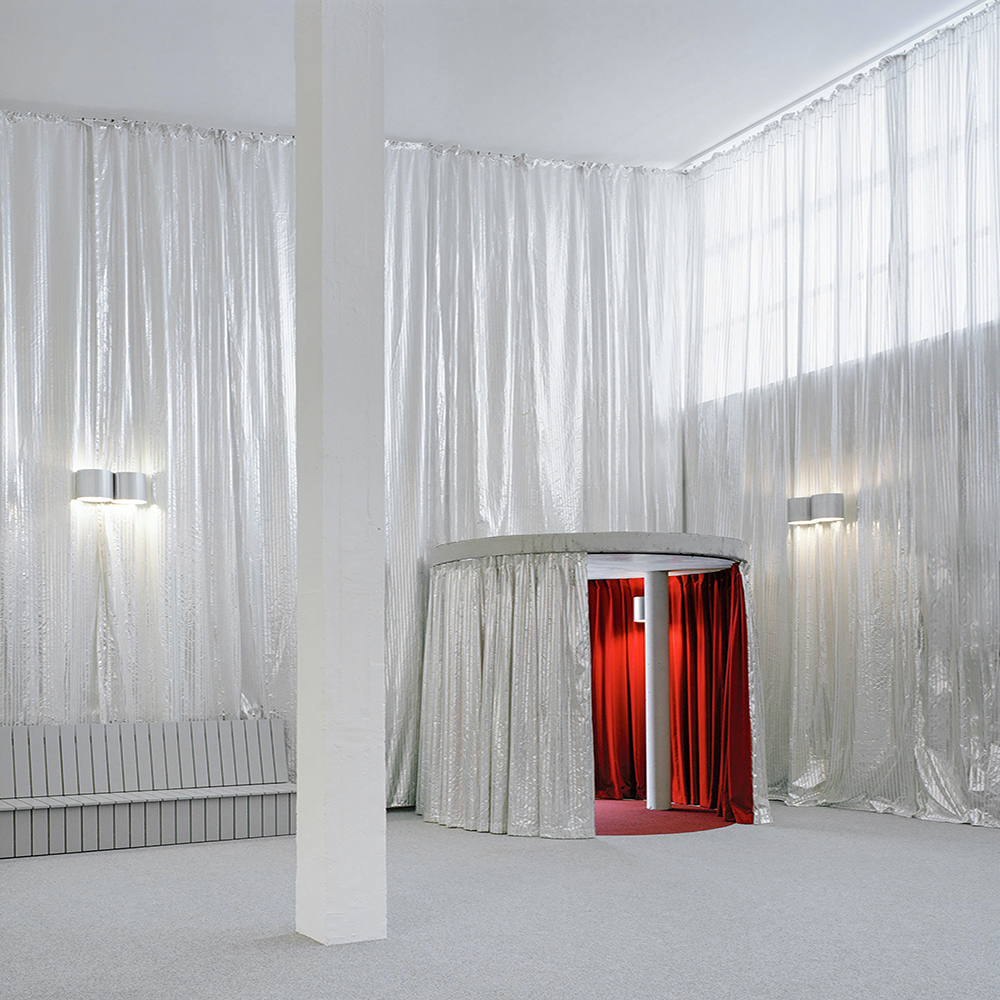 1000x1000 Small Theatre Foyer   made from curtains used for shading agricultural glasshouses © Maxime Delvaux