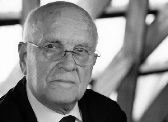 Miguel Milá
